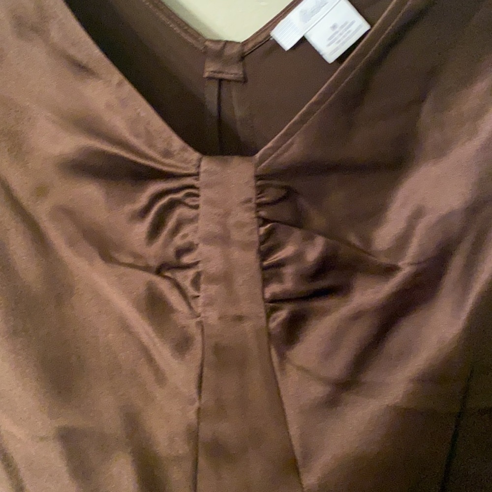 Vintage Marshall Fields 100% silk v-neck short sleeve top - Picture 4 of 4